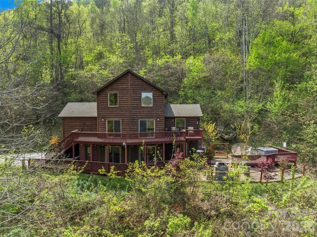 356 Walnut Cove Ridge, Bryson City, NC 28713