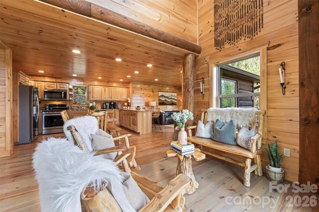 356 Walnut Cove Ridge, Bryson City, NC 28713