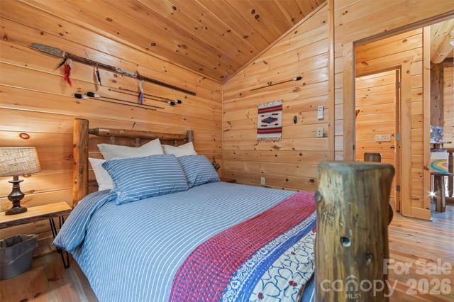 356 Walnut Cove Ridge, Bryson City, NC 28713