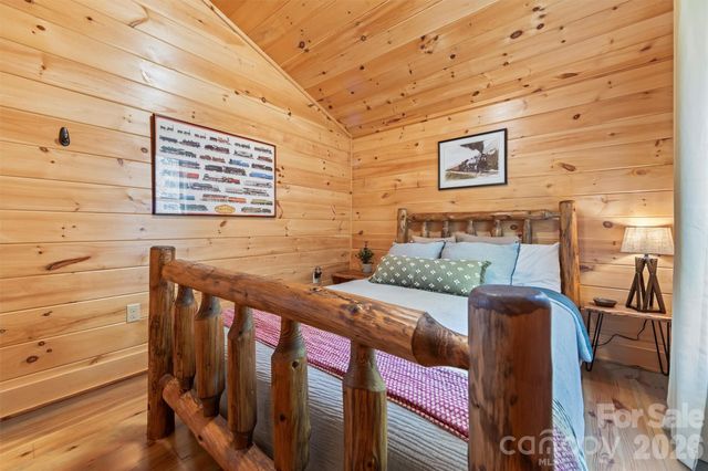 356 Walnut Cove Ridge, Bryson City, NC 28713