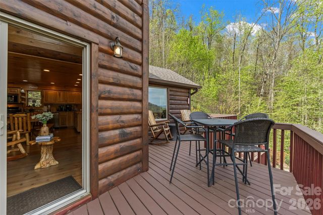 356 Walnut Cove Ridge, Bryson City, NC 28713