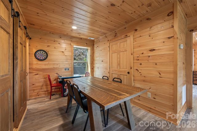 356 Walnut Cove Ridge, Bryson City, NC 28713