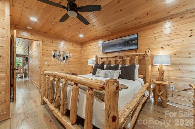 356 Walnut Cove Ridge, Bryson City, NC 28713