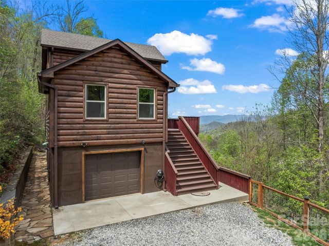 356 Walnut Cove Ridge, Bryson City, NC 28713