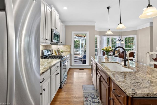 8508 Rosedale Drive, Oak Ridge, NC 27310