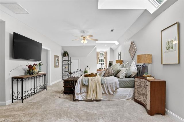 8508 Rosedale Drive, Oak Ridge, NC 27310