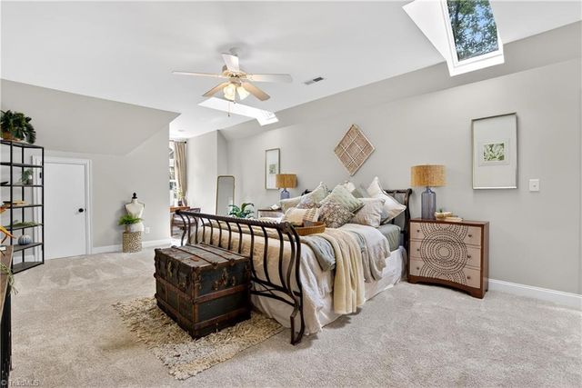 8508 Rosedale Drive, Oak Ridge, NC 27310