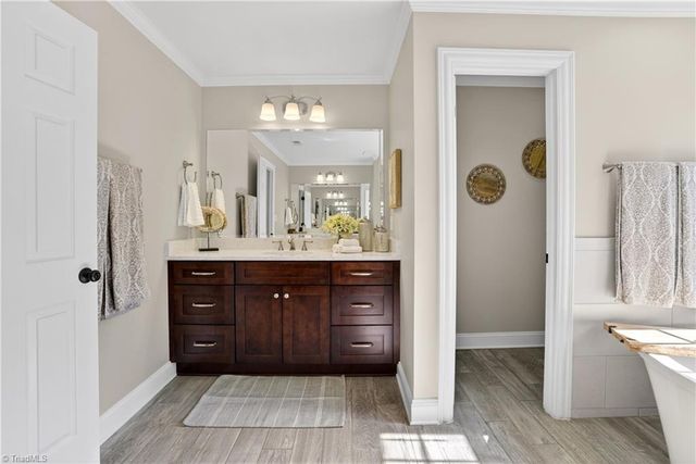 8508 Rosedale Drive, Oak Ridge, NC 27310