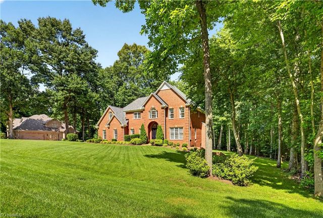 8508 Rosedale Drive, Oak Ridge, NC 27310