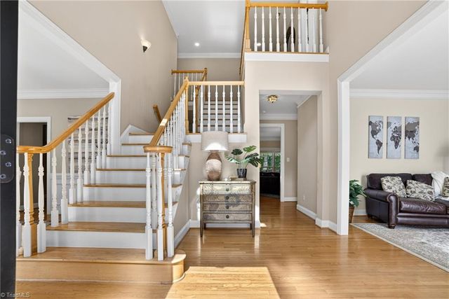 8508 Rosedale Drive, Oak Ridge, NC 27310