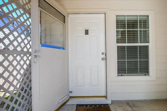 6306 Spruce Manor Lane, Houston, TX 77085