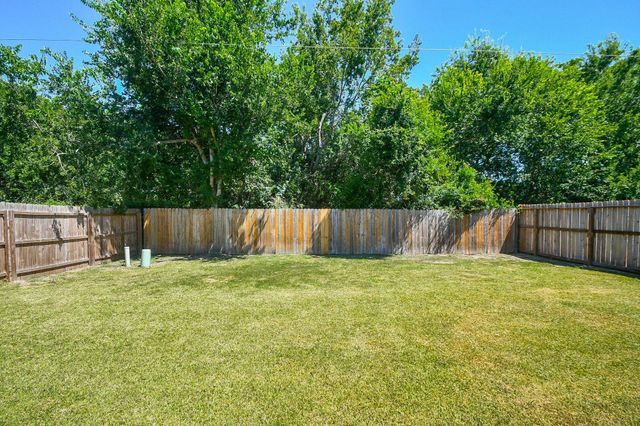 6306 Spruce Manor Lane, Houston, TX 77085