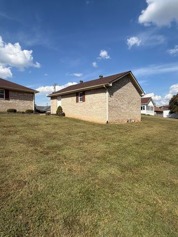 121 Ridgewood Drive, Somerset, KY 42503