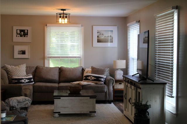 425 N N Adams Street, Owenton, KY 40359