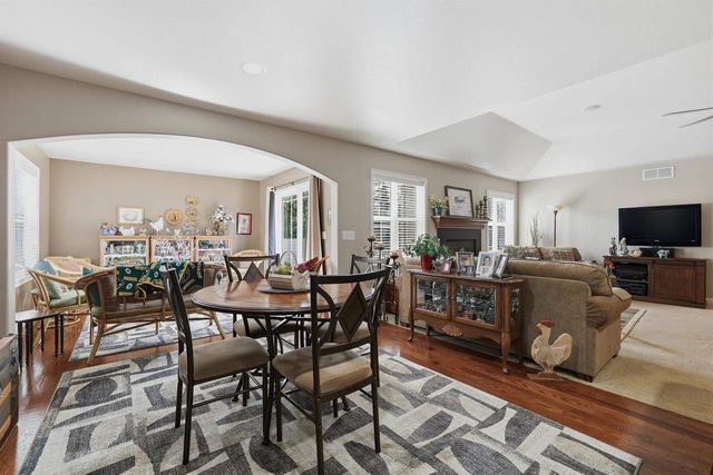 4277 WINDSONG PLACE, Plover, WI 54467