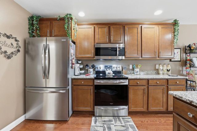 4277 WINDSONG PLACE, Plover, WI 54467