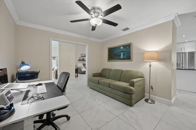 1064 Raintree Lane, Wellington, FL 33414
