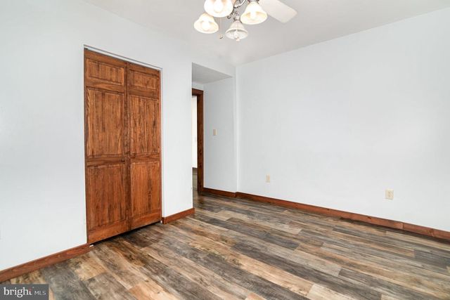 46 LAUDERMILCH RD, Halifax, PA 17032