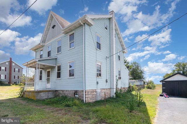 46 LAUDERMILCH RD, Halifax, PA 17032