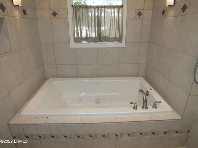 714 N Reeve Road, St. Helena Island, SC 29920