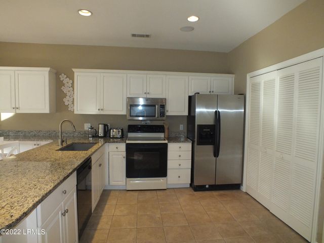 714 N Reeve Road, St. Helena Island, SC 29920