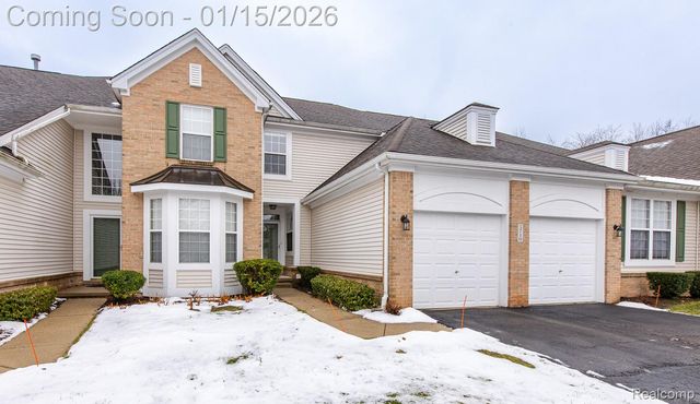 5710 Pinecroft Court, Independence Charter Township, MI 48346