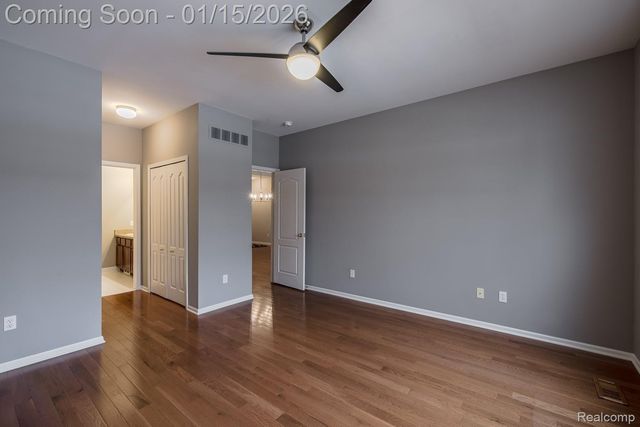 5710 Pinecroft Court, Independence Charter Township, MI 48346