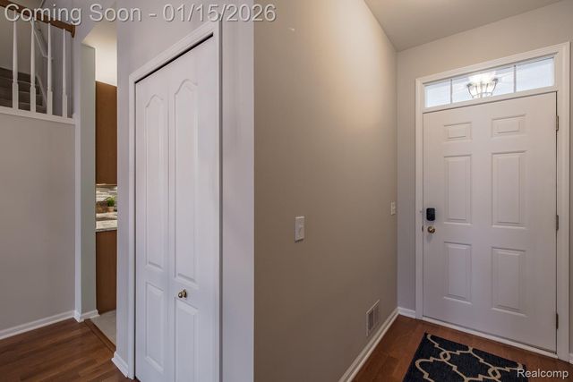 5710 Pinecroft Court, Independence Charter Township, MI 48346