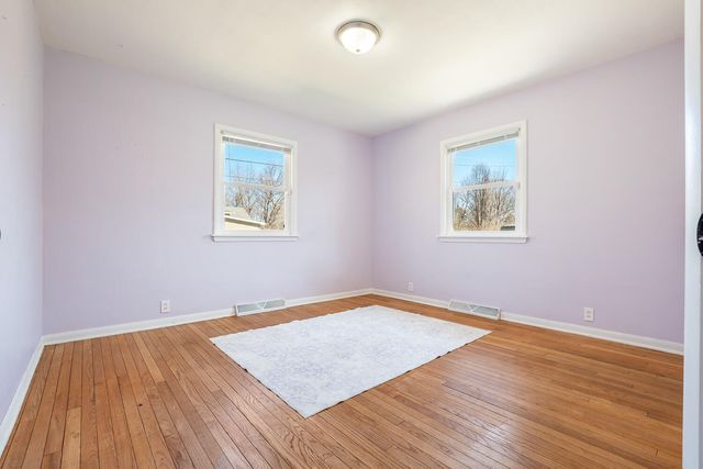 814 N Calumet Road, Chesterton, IN 46304