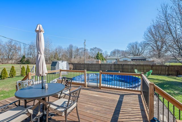 814 N Calumet Road, Chesterton, IN 46304