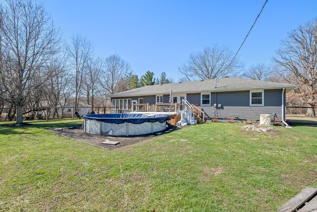 814 N Calumet Road, Chesterton, IN 46304
