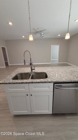 1318 Saxony Road SW, Palm Bay, FL 32908