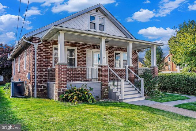 216 S 6TH ST, North Wales, PA 19454