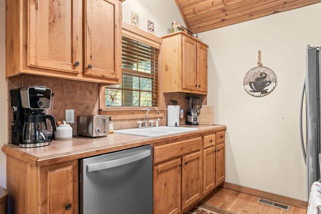 217 Baldknobber Drive 30, Branson West, MO 65737