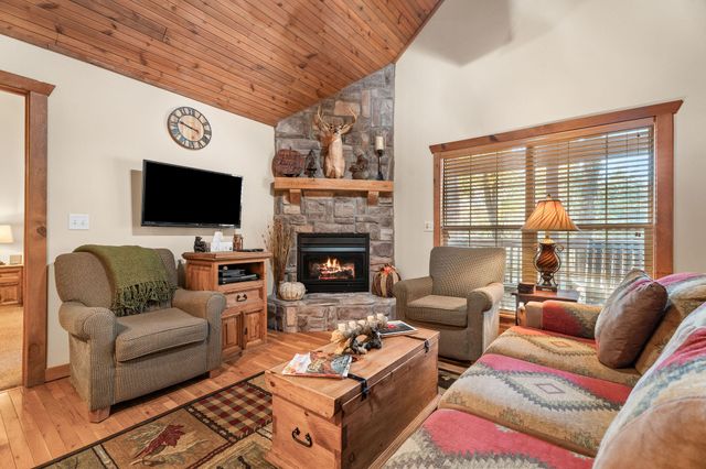 217 Baldknobber Drive 30, Branson West, MO 65737