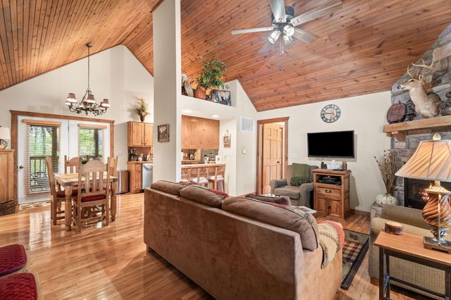 217 Baldknobber Drive 30, Branson West, MO 65737