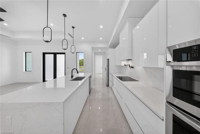 3508 27th AVE NE, Naples, FL 34120