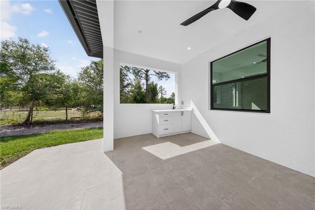 3508 27th AVE NE, Naples, FL 34120