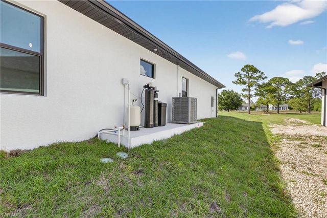 3508 27th AVE NE, Naples, FL 34120