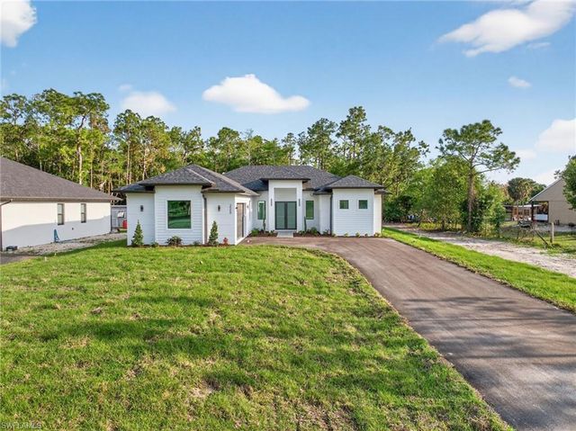 3508 27th AVE NE, Naples, FL 34120