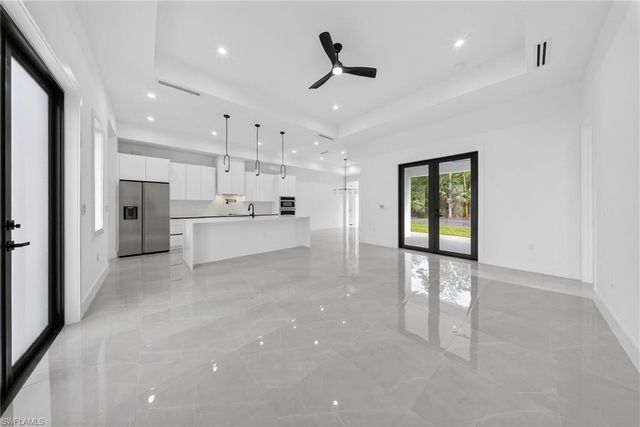 3508 27th AVE NE, Naples, FL 34120