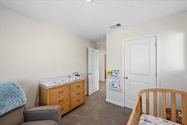 5409 Cumberland Dr, Roseville, CA 95747