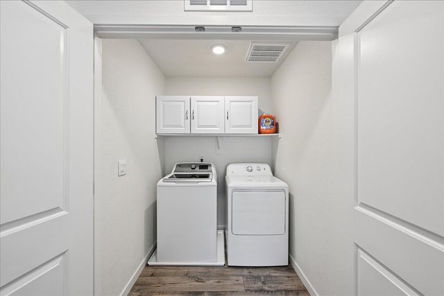 5409 Cumberland Dr, Roseville, CA 95747