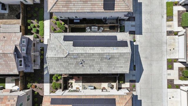 5409 Cumberland Dr, Roseville, CA 95747