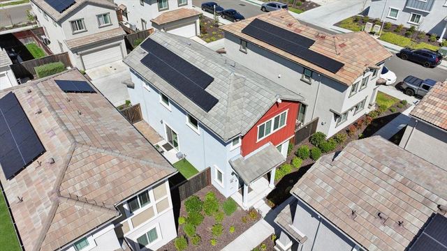 5409 Cumberland Dr, Roseville, CA 95747