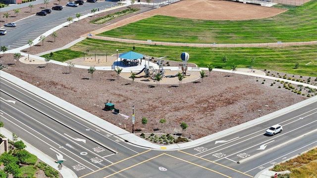 5409 Cumberland Dr, Roseville, CA 95747