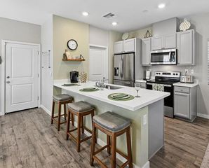 5409 Cumberland Dr, Roseville, CA 95747