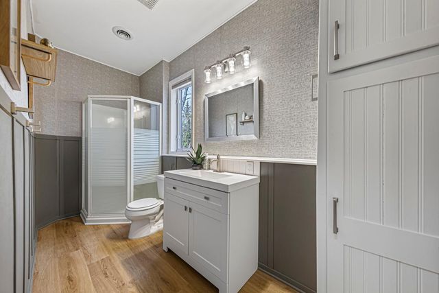 1055 W County Road D, Shoreview, MN 55126