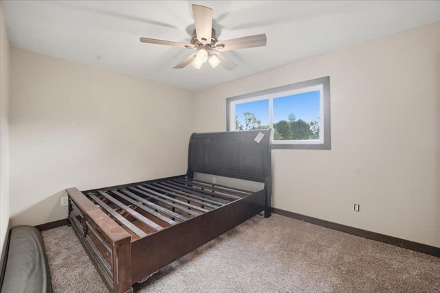 2721 Hiawatha Road, Cedar Falls, IA 50613