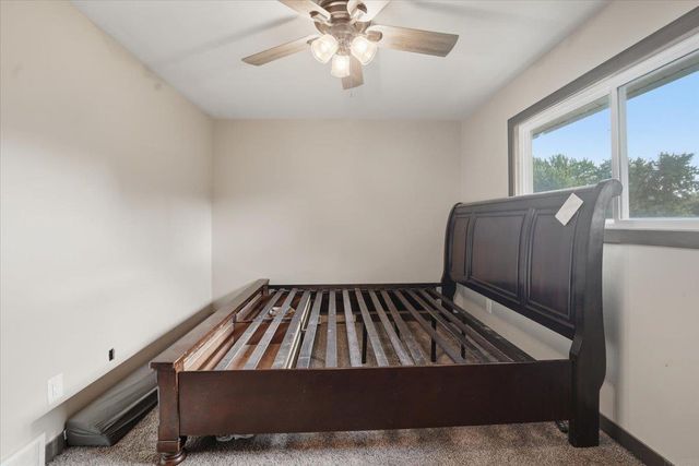 2721 Hiawatha Road, Cedar Falls, IA 50613